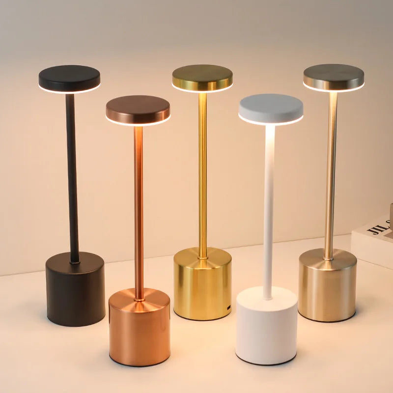 Cordless table lamps in black, copper, gold, white and silver