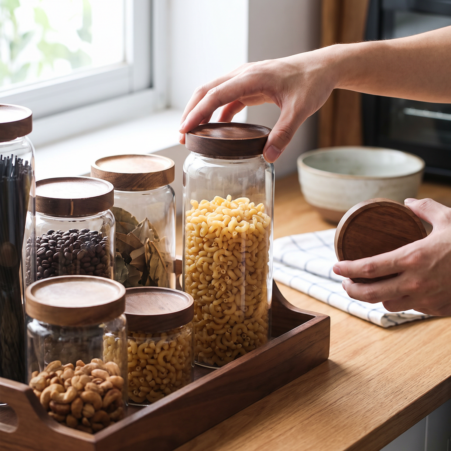 Wood-Lid Airtight Glass Canister